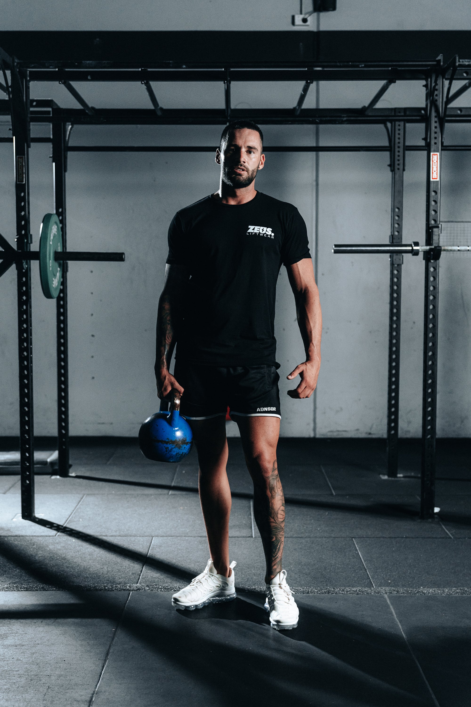 Zeus Simplicity T-Shirt (Black)